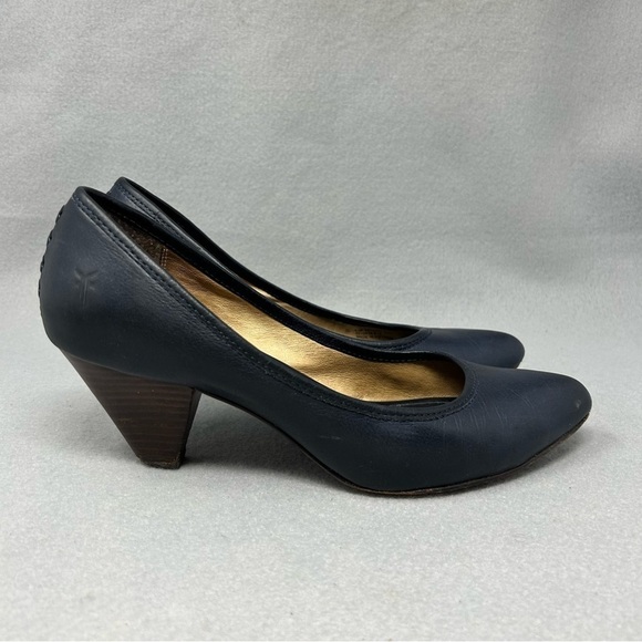 Frye Women's Heels Regina Pump Leather 9.5M Slip on Shoe Kitten Heel Blue. - Picture 3 of 12
